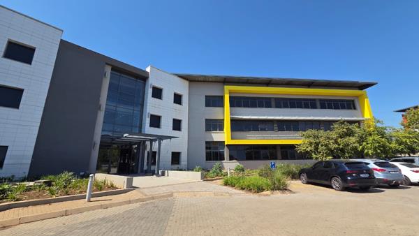 2 140 m² Commercial space