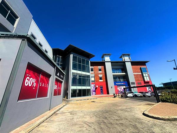 1 095  m² Commercial space