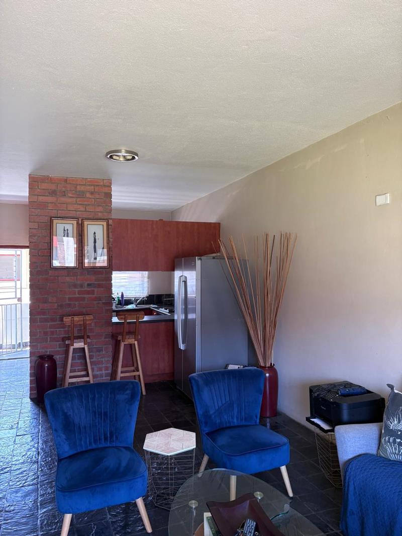 2 Bedroom Apartment in Midridge Park