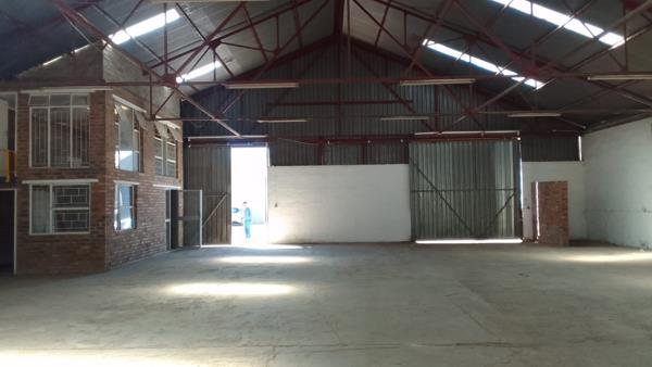 513  m² Commercial space