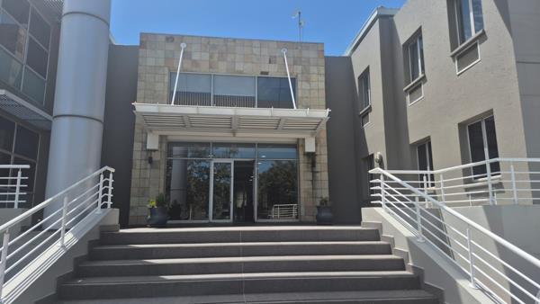 246  m² Commercial space