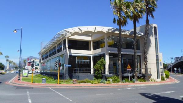 1 059  m² Office Space