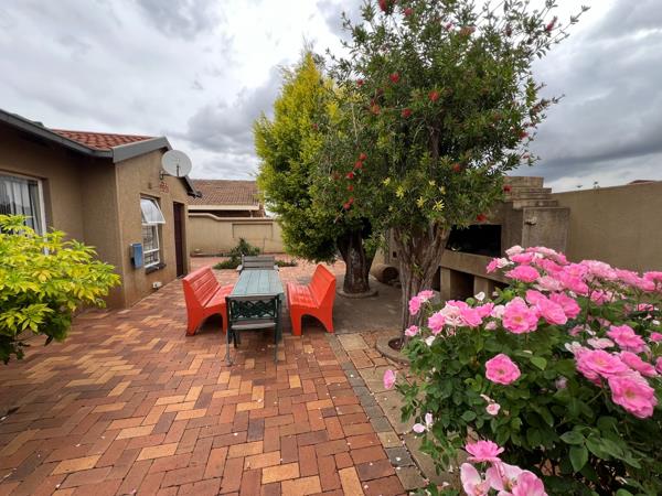 2 Bedroom House