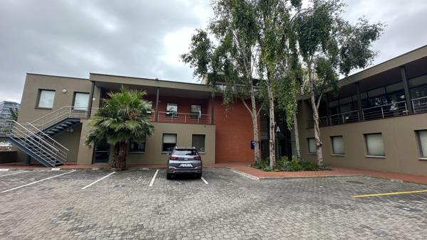 332 m² Office Space