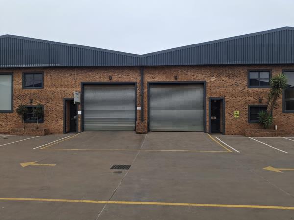 1 200  m² Industrial space