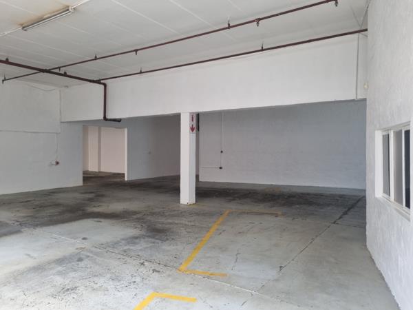 340 m² Industrial space