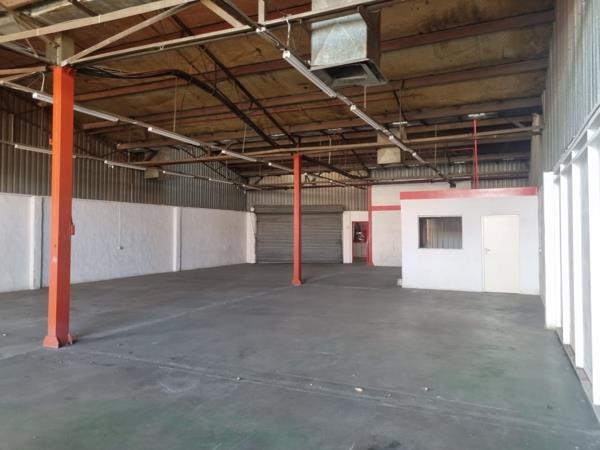 335  m² Industrial space