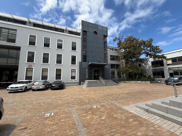 310 m² Commercial space