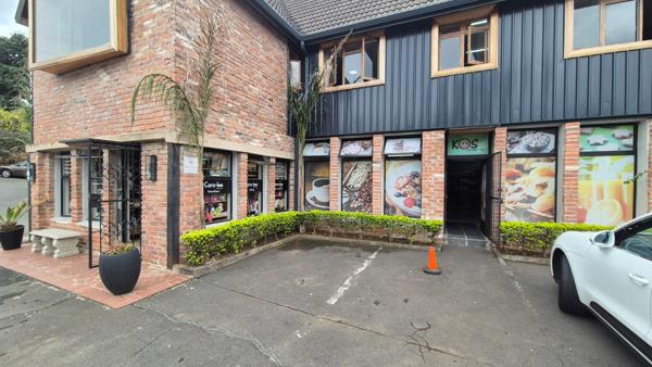 102  m² Retail Space