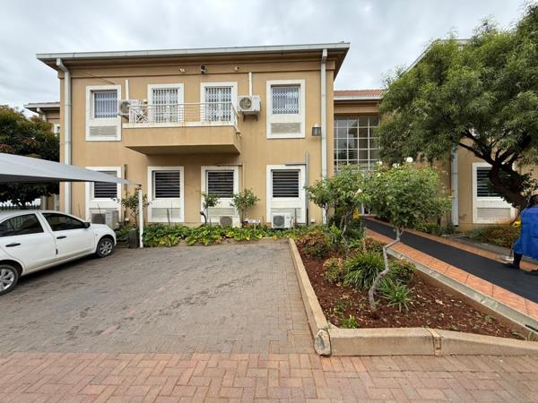 122  m² Commercial space