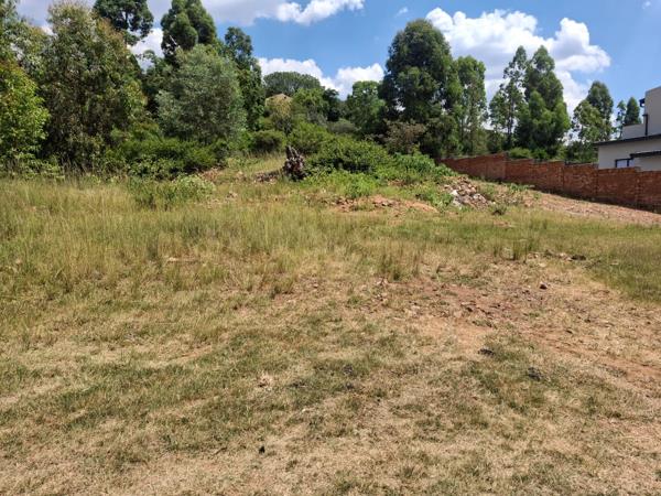 1 307 m² Land