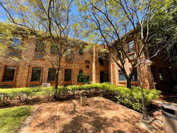 132  m² Commercial space