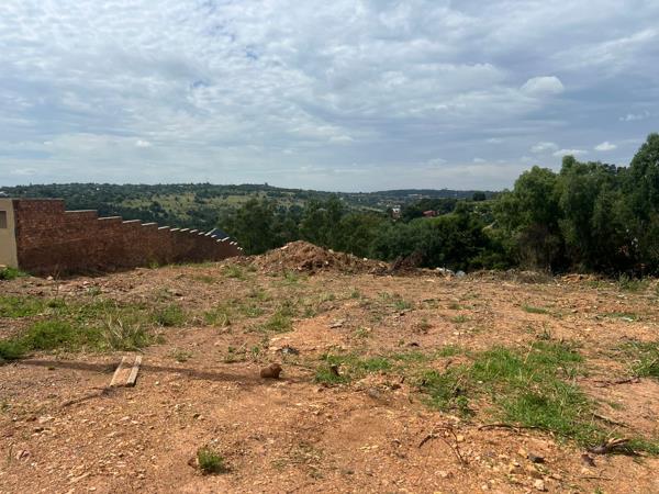 1 792 m² Land