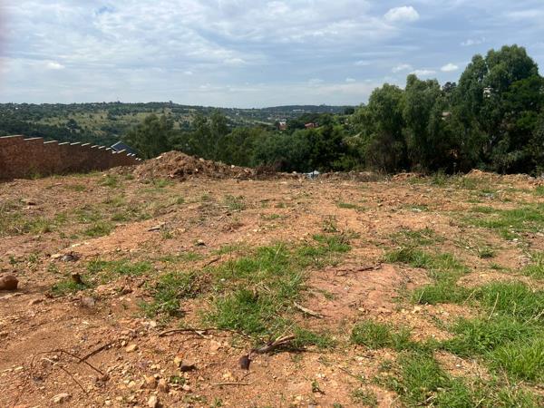1 792 m² Land