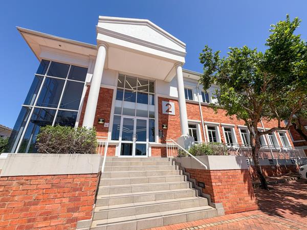 448  m² Commercial space