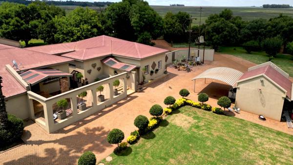 9.2 ha Farm with House