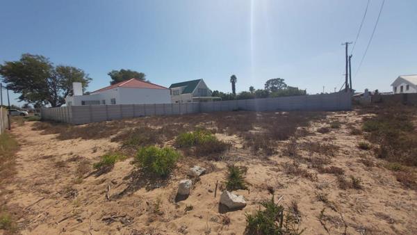 566 m² Land