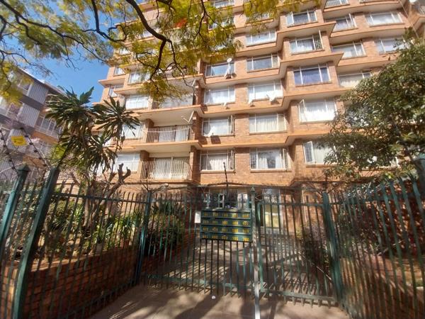 3.5 Bedroom Apartment