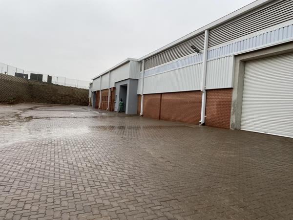 868  m² Industrial space