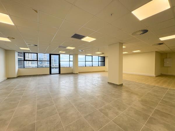 232  m² Commercial space