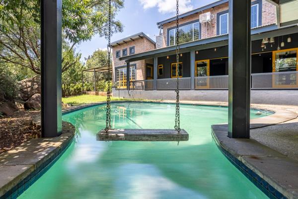 6 Bedroom House