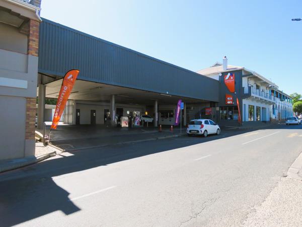 1 835 m² Commercial space