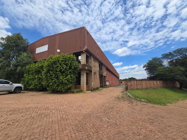 1 800 m² Industrial space