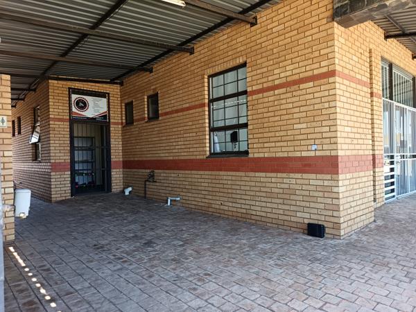 40  m² Commercial space