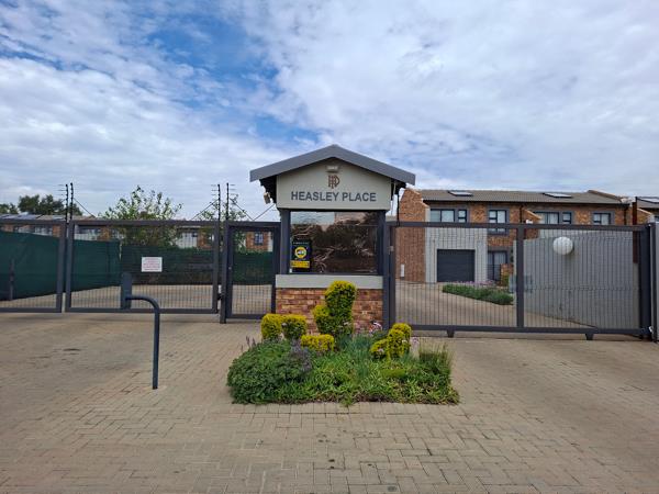 3 Bedroom Townhouse