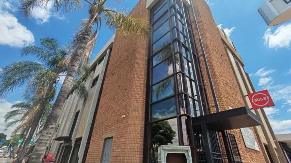 463 m² Office Space