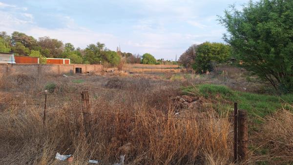 1 481 m² Land