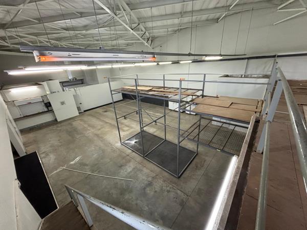 4 500  m² Industrial space