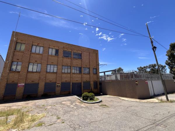 1 850  m² Industrial space