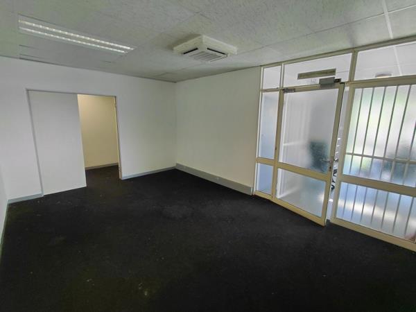 155  m² Commercial space