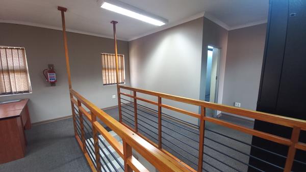 94  m² Office Space