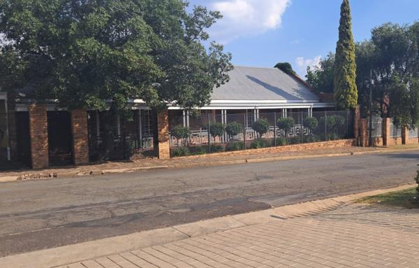 565  m² Commercial space