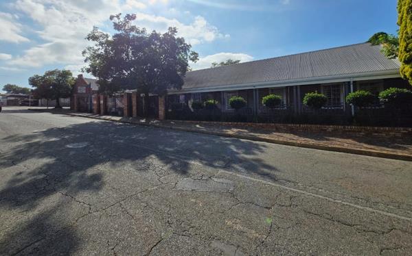 565  m² Commercial space