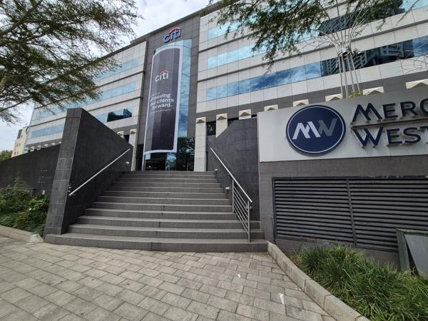 458  m² Commercial space