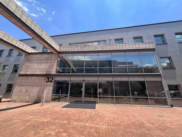 580 m² Office Space