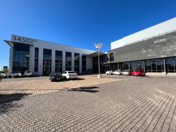 760 m² Office Space