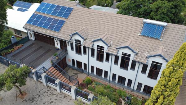 8 Bedroom House