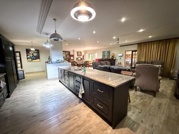 8 Bedroom House