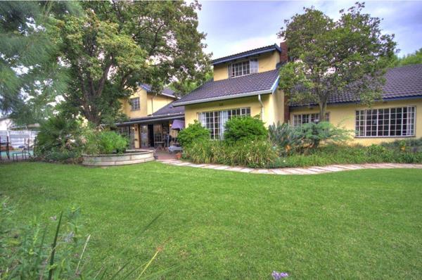 6 Bedroom House