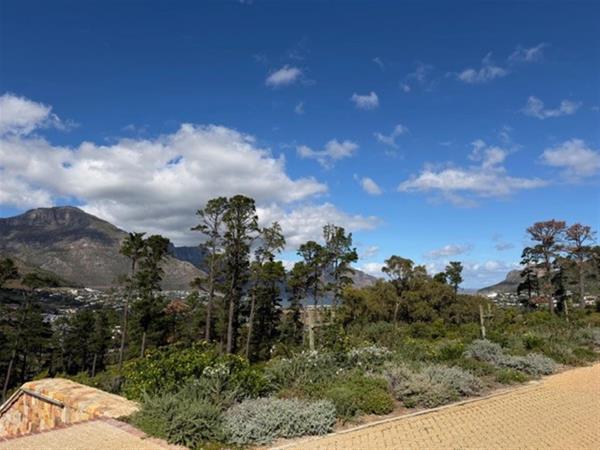 1 258 m² Land