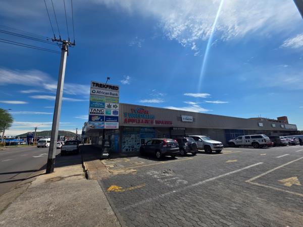 140 m² Commercial space