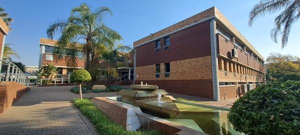 1 230 m² Commercial space