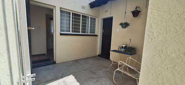 1 Bedroom Garden Cottage