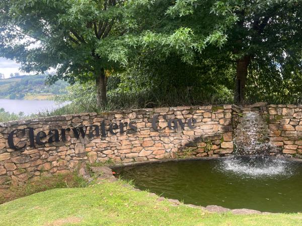 835 m² Land