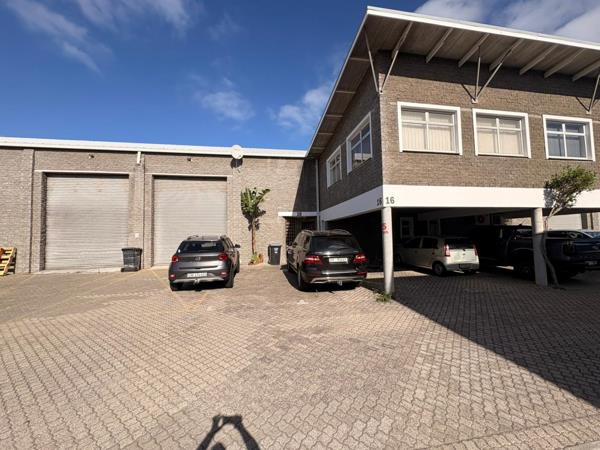 298  m² Industrial space