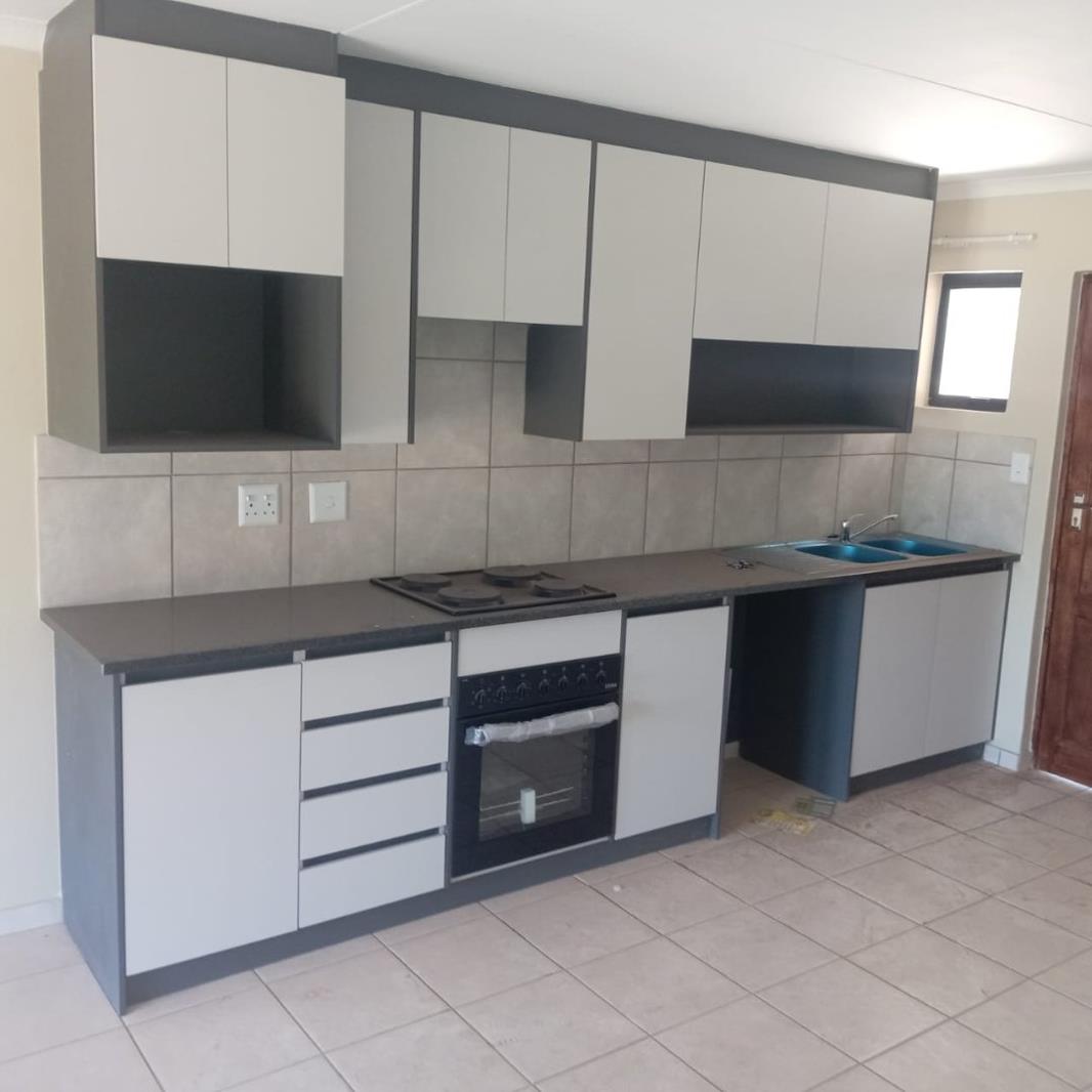 Apartment in Cloverdene - View 2